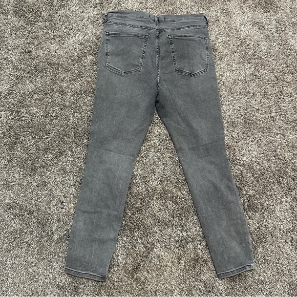Free People black/grey wash jeans size 31 wholes in knees - Picture 2 of 9